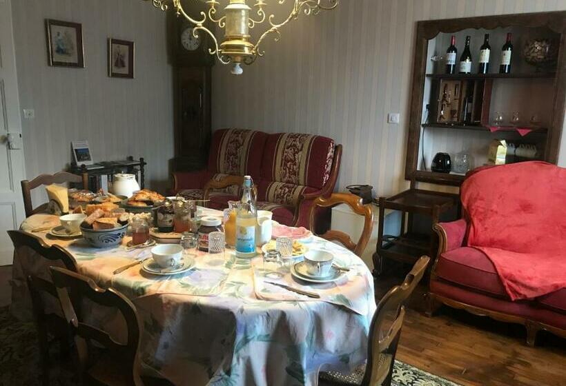 مبيت وإفطار Chez Zoiseau Et Zoiseautte