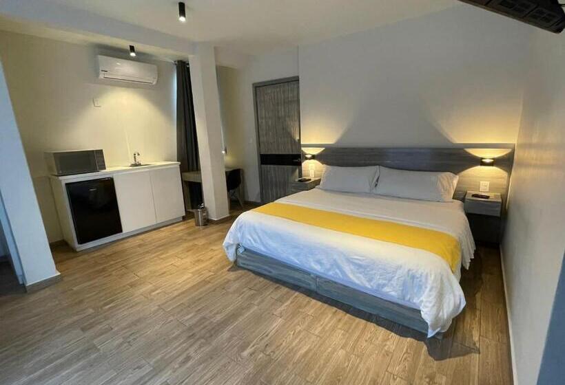 فندق Capital Suites