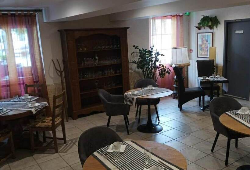 בית מלון כפרי L  Auberge Campagnarde, Lourdes