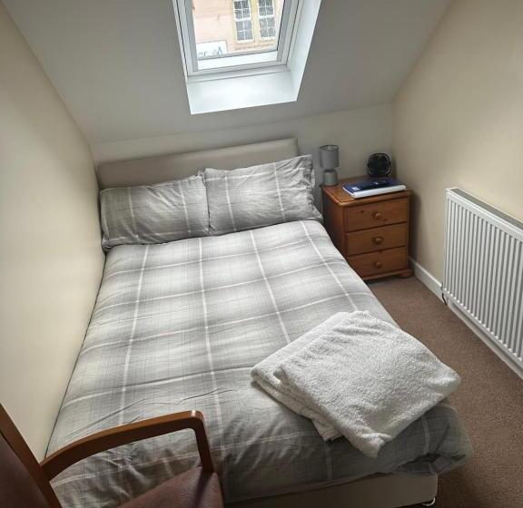 بنسيون 30 College Street, Buckhaven, Leven, Fife, Ky81jx