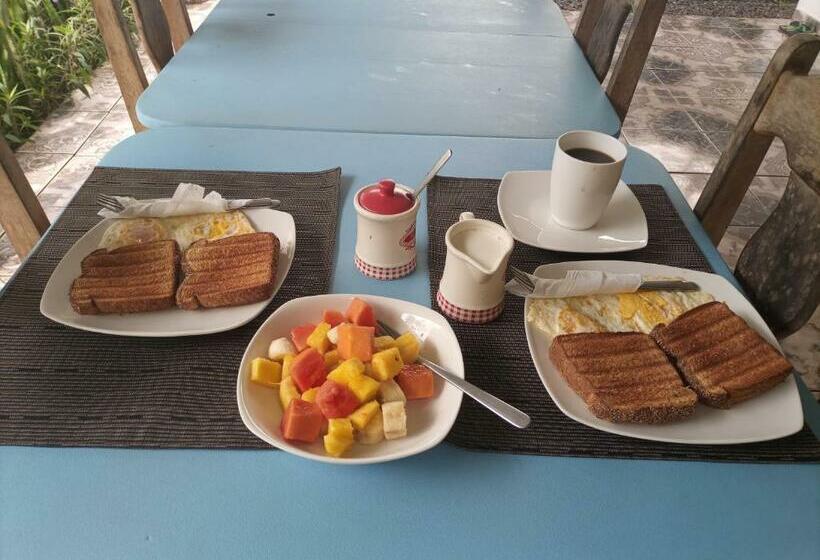פנסיון Hostal Y Restaurante Los Tecales