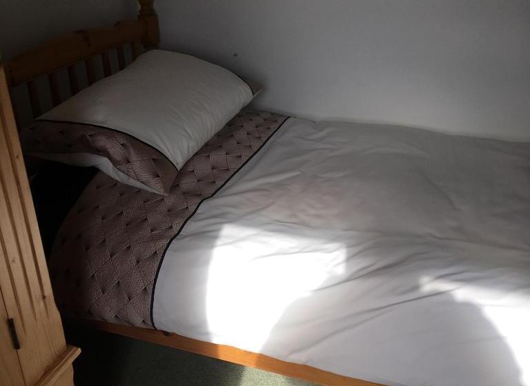 住宿加早餐  Dunedin House Nedderton Village Bedling