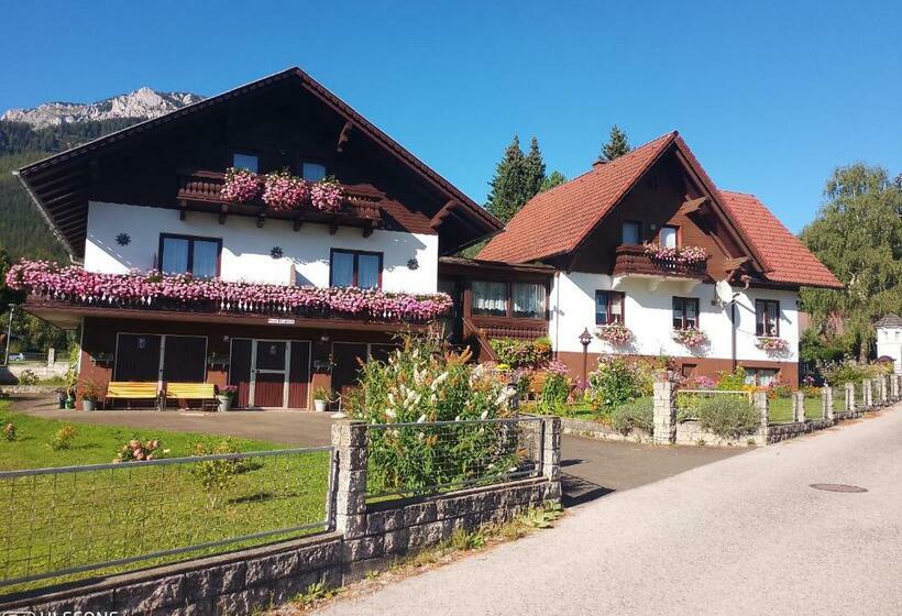ベッドアンドブレックファースト Haus Bergblick Frühstückspension