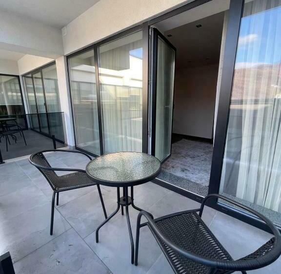 בית מלון כפרי Garden Plaza