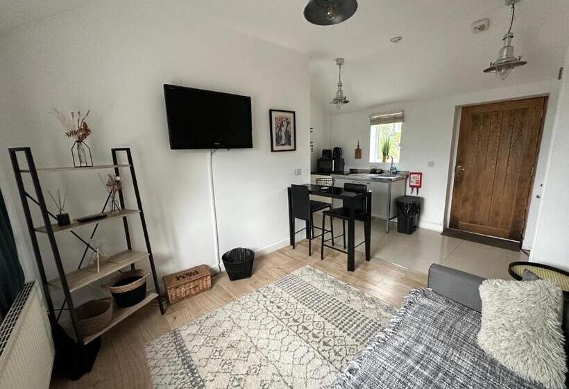 בית מלון כפרי The Bear Inn