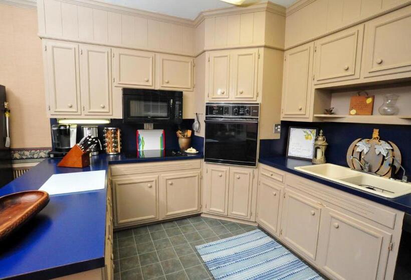 Пансион Hunter Ridge Estate