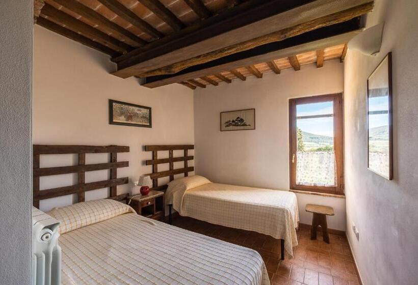 فندق Agriturismo Podere Binacco