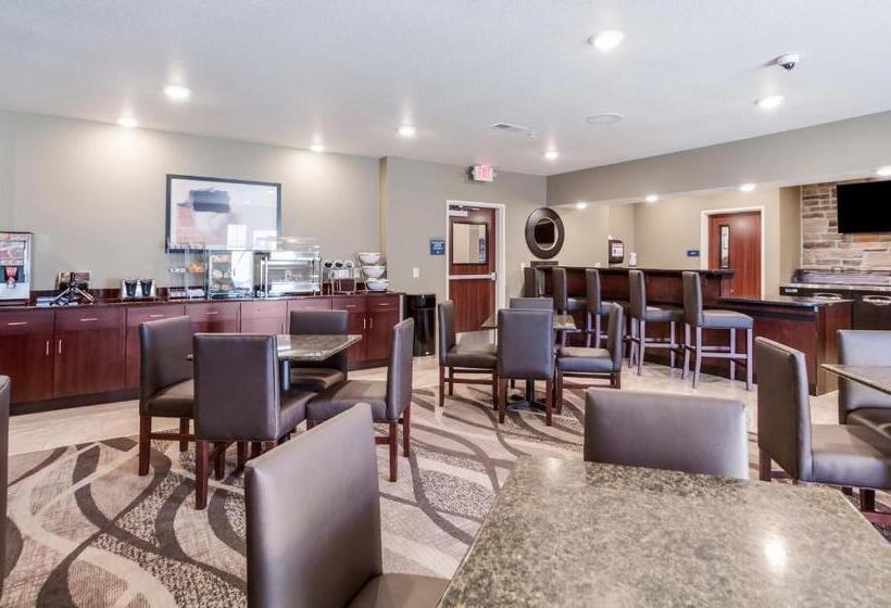 فندق Cobblestone Inn & Suites  Fremont