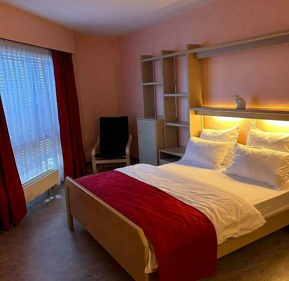 فندق Hôtel Edirol