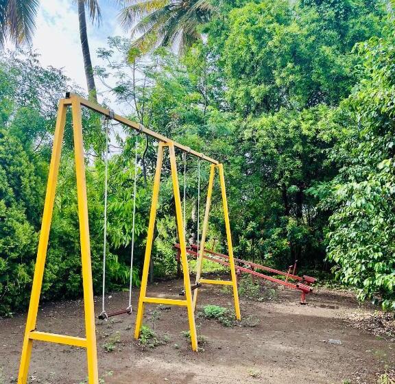 בית מלון כפרי Yugankur Farm House