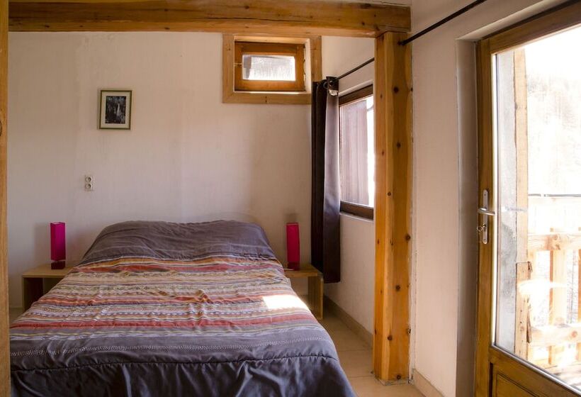 旅馆 Gîte Chalet La Vie Sauvage