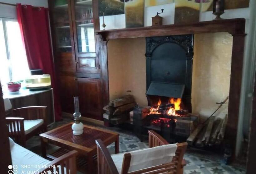 بنسيون L Ancien Café