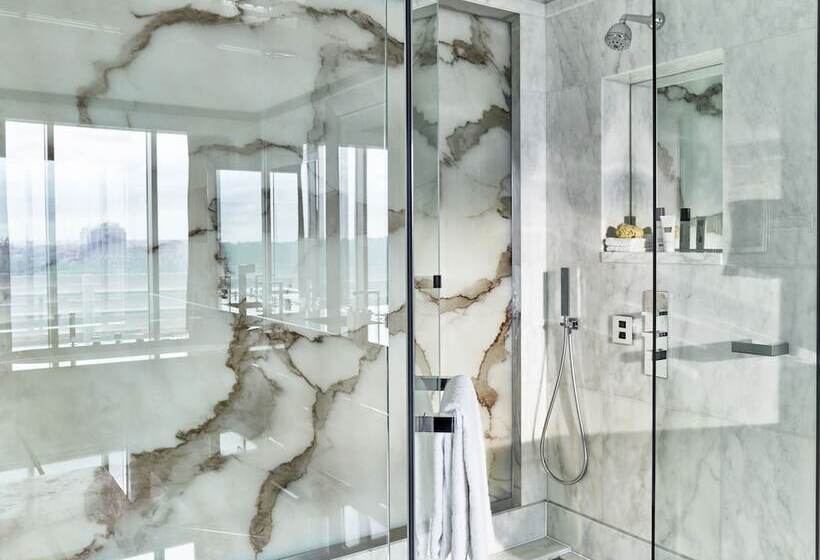 בית מלון כפרי 45 Park Lane  Dorchester Collection