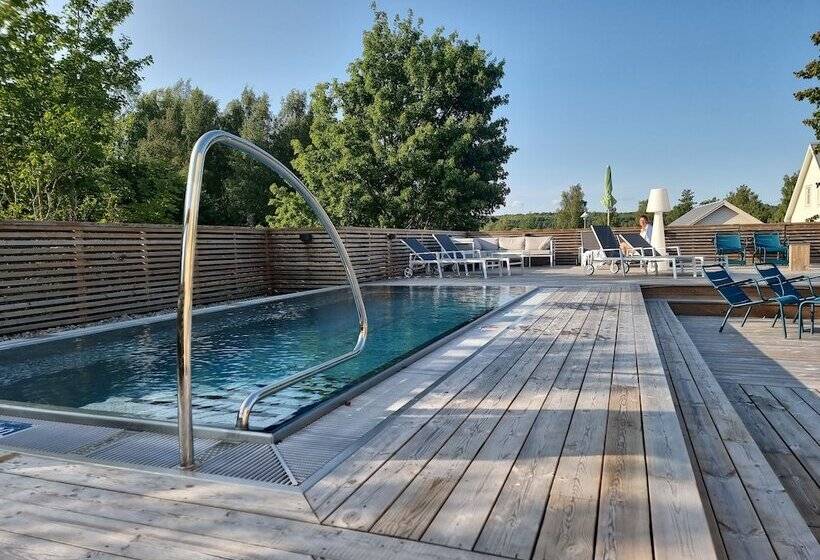 فندق Brösarps Gästgifveri & Spa