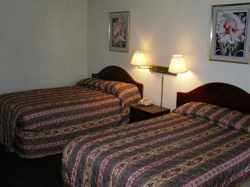 ホテル Budget Inn