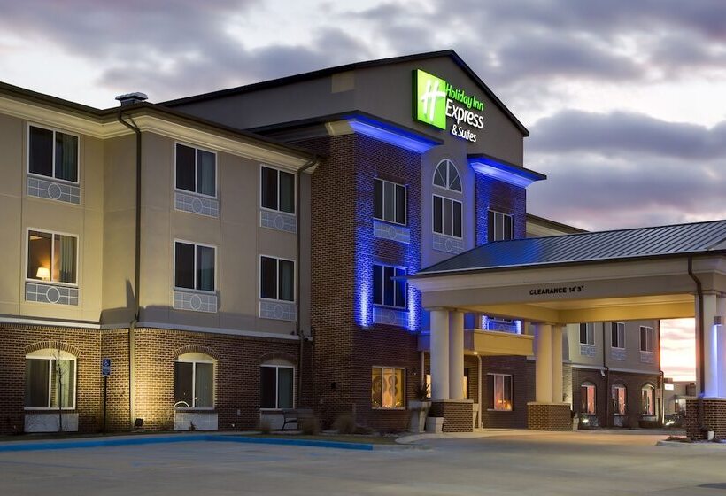 ホテル Holiday Inn Express & Suites Nevada, An Ihg