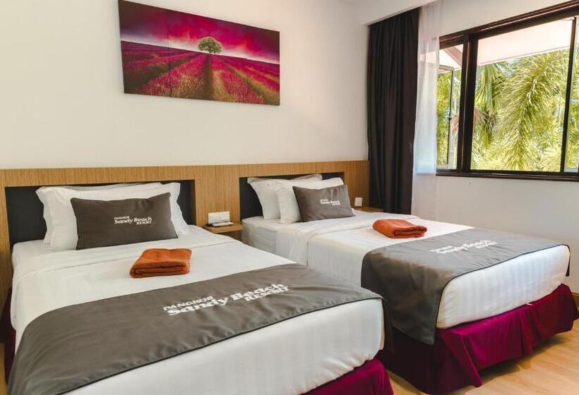 هتل Pangkor Sandy Beach Resort