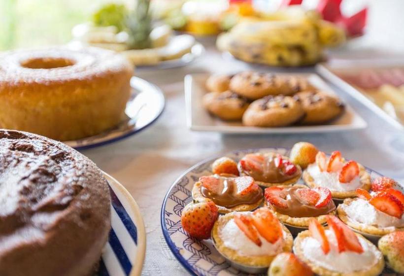 هتل Vila Som Do Mar