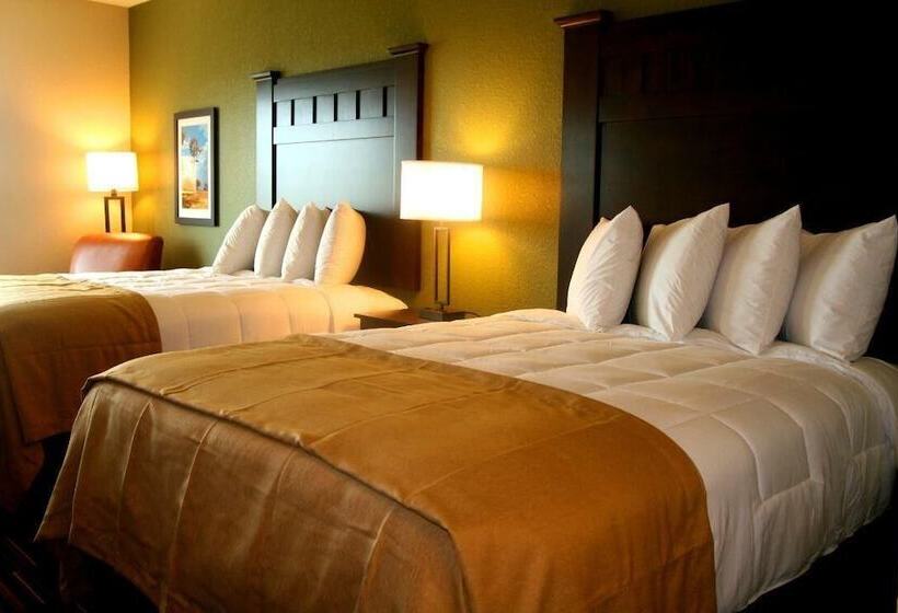 בית מלון כפרי Comfort Inn & Suites