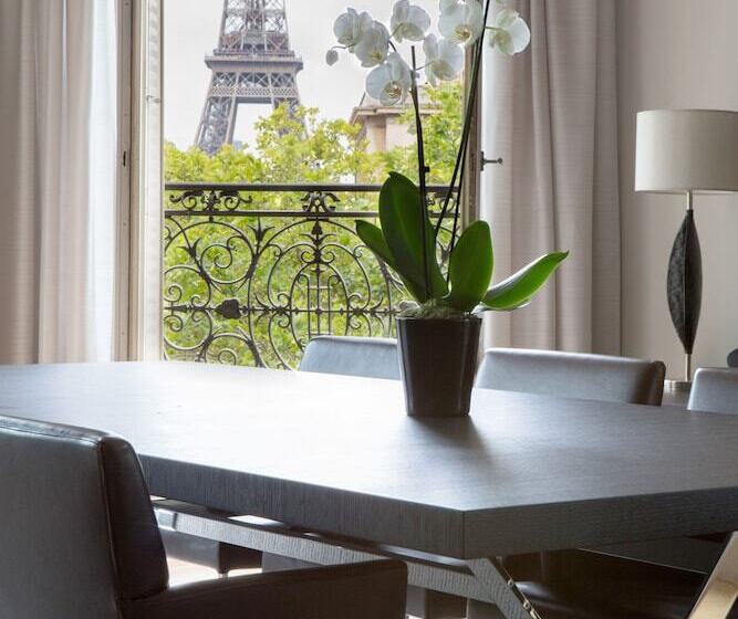 La Réserve Paris Hotel & Spa