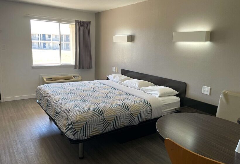 Motel 6 Wichita Falls, Tx  North