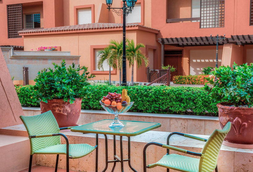 בית מלון כפרי BelleVue Al Basmah Coral Resort