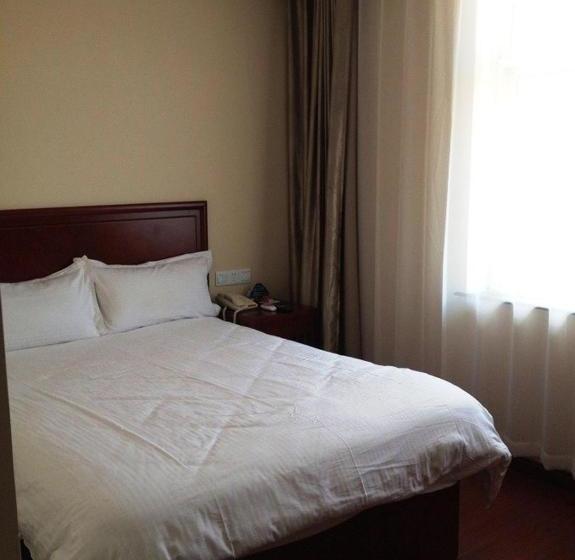 Hotel Greentree Inn Qingdao Railway Station East Square Pichaiyuan Express