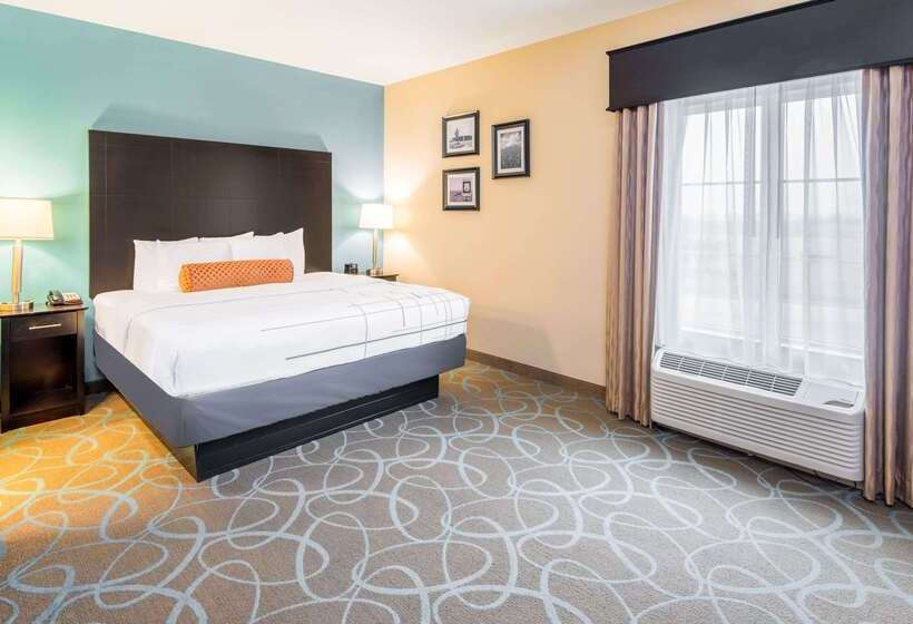 בית מלון כפרי La Quinta By Wyndham Clinton Historic Route 66