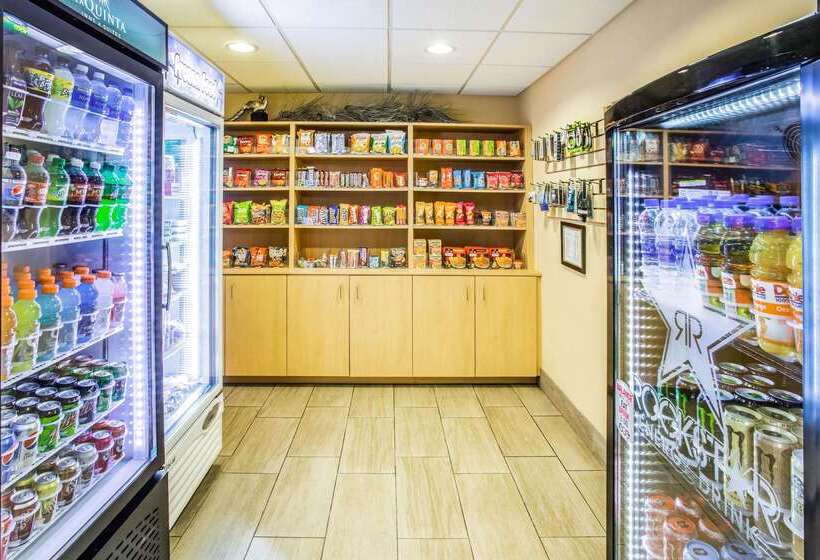 هتل La Quinta By Wyndham Rochester Mayo Clinic Area South