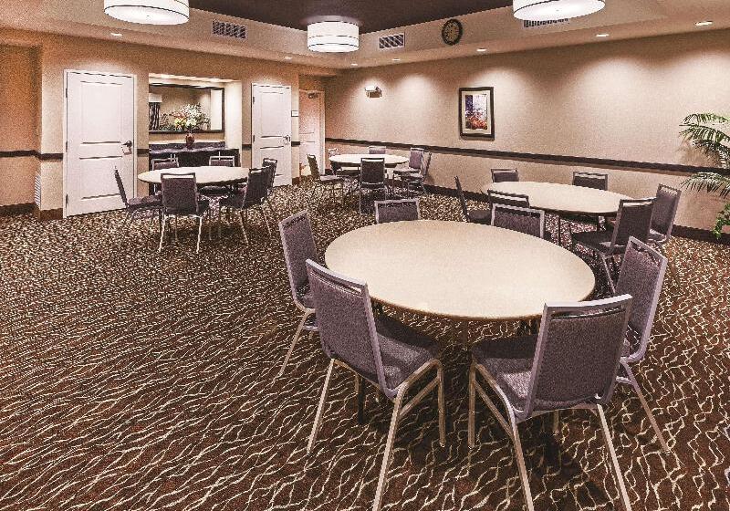בית מלון כפרי La Quinta By Wyndham Wichita Falls   Msu Area