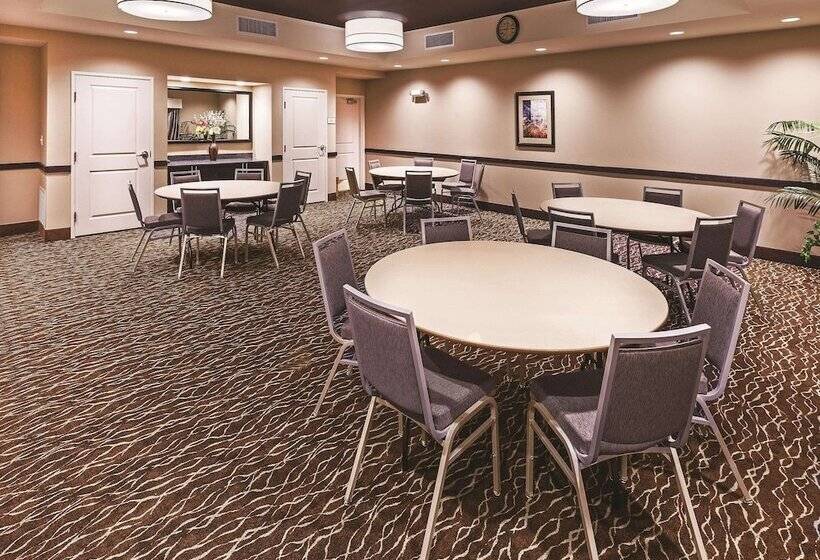 בית מלון כפרי La Quinta By Wyndham Wichita Falls   Msu Area