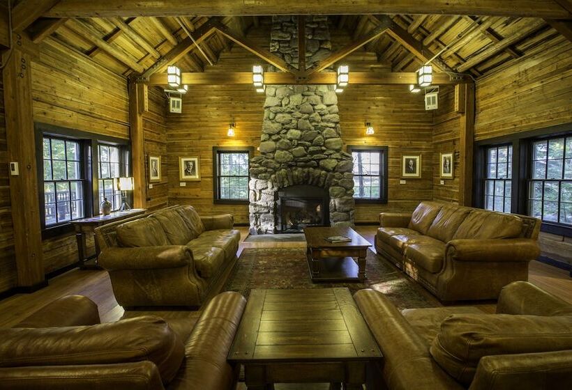 Отель Lake Mcdonald Lodge   Inside The Park