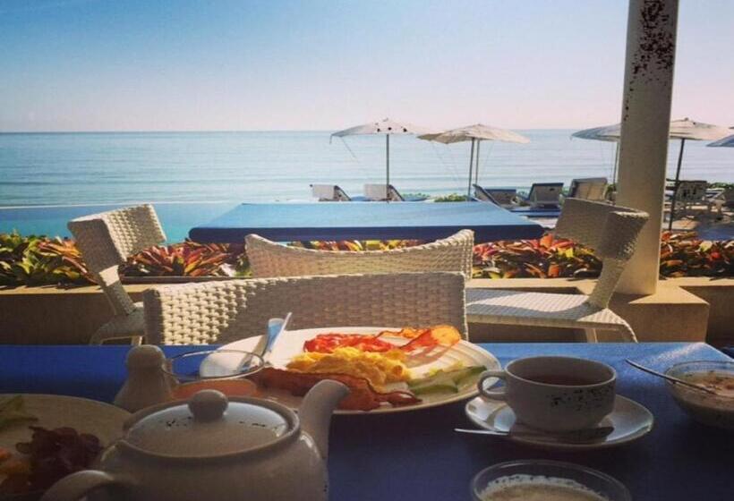 هتل Nern Chalet Beachfront