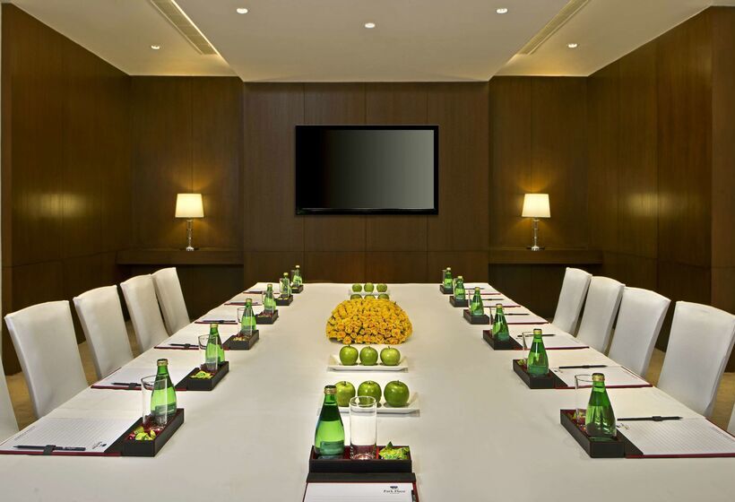 فندق Park Plaza Chandigarh Zirakpur