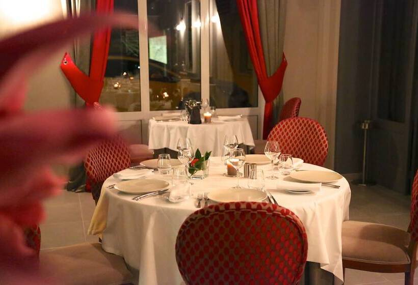 Отель Restaurant Le Lion D Or