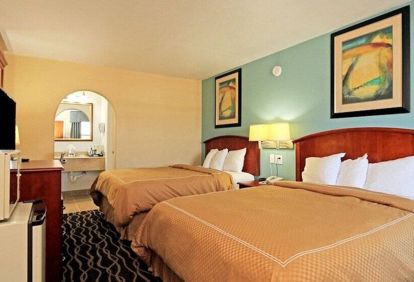 ホテル Country Garden Inn