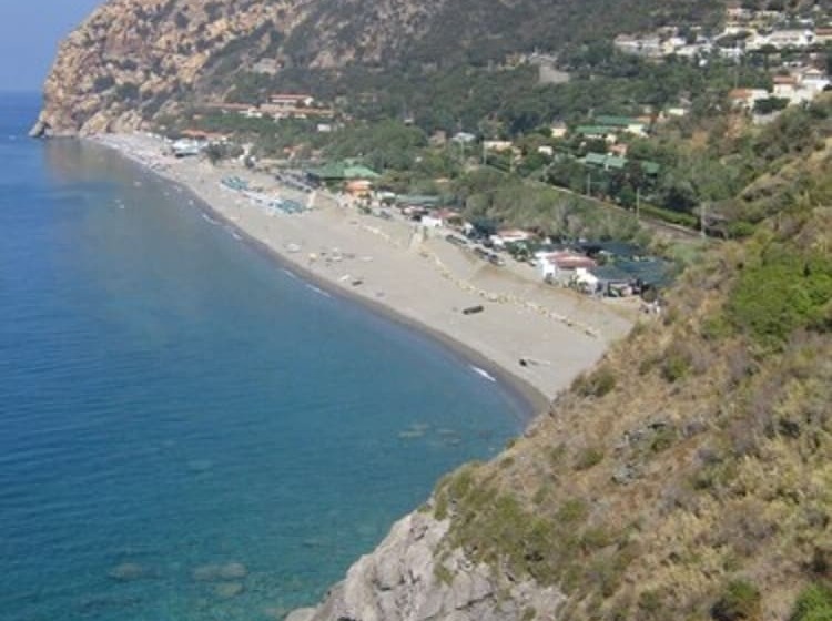 فندق Villaggio Capo Alaua