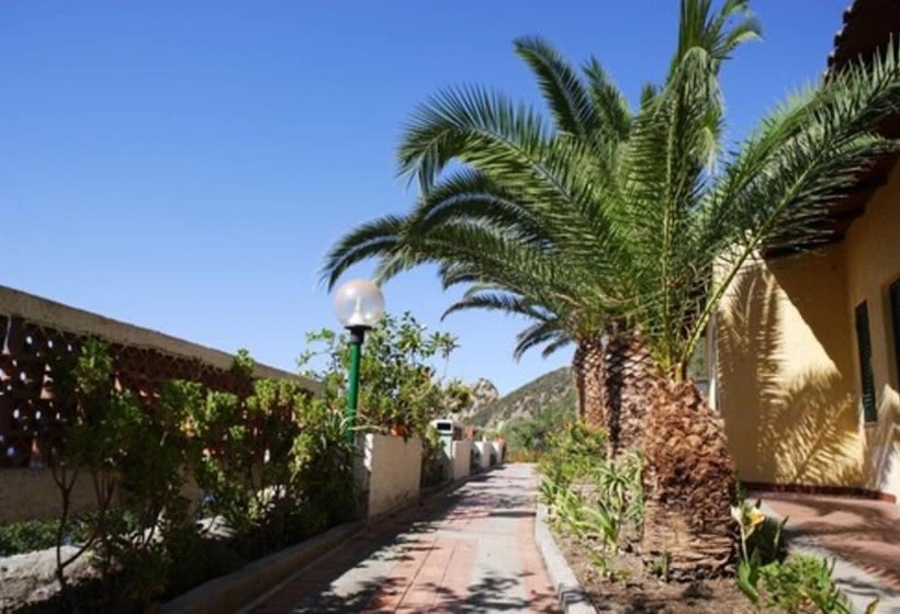 فندق Villaggio Capo Alaua