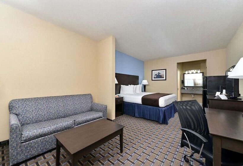 בית מלון כפרי Western Inn & Suites