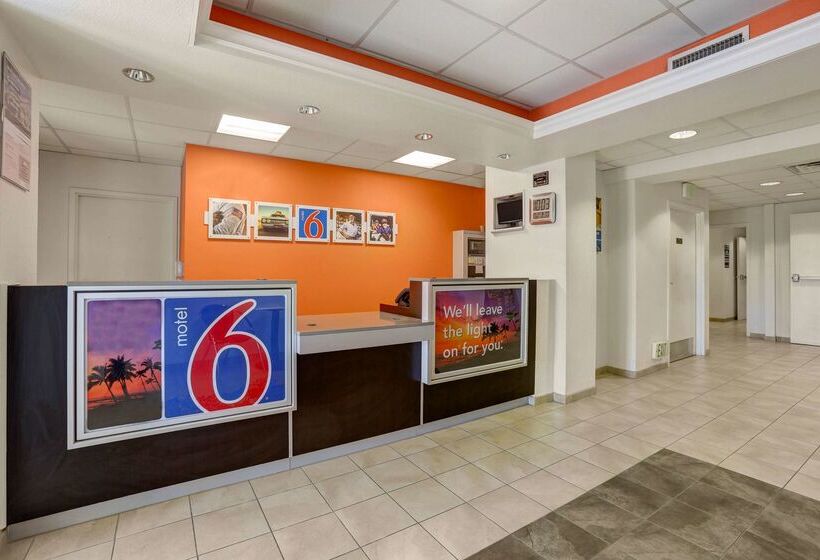 Motel 6 Lemoore, Ca