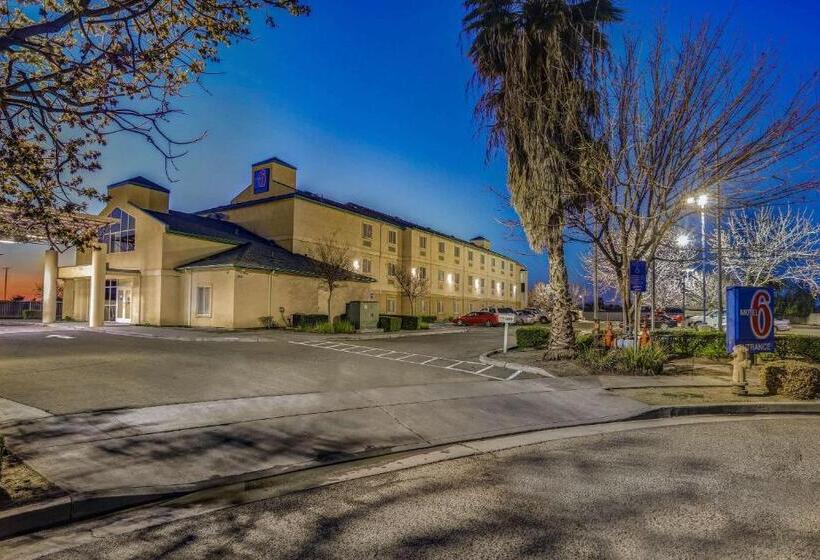 Motel 6 Lemoore, Ca