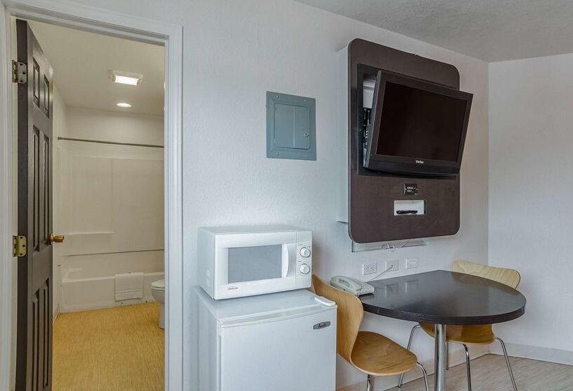 Motel 6 Riverton Wy
