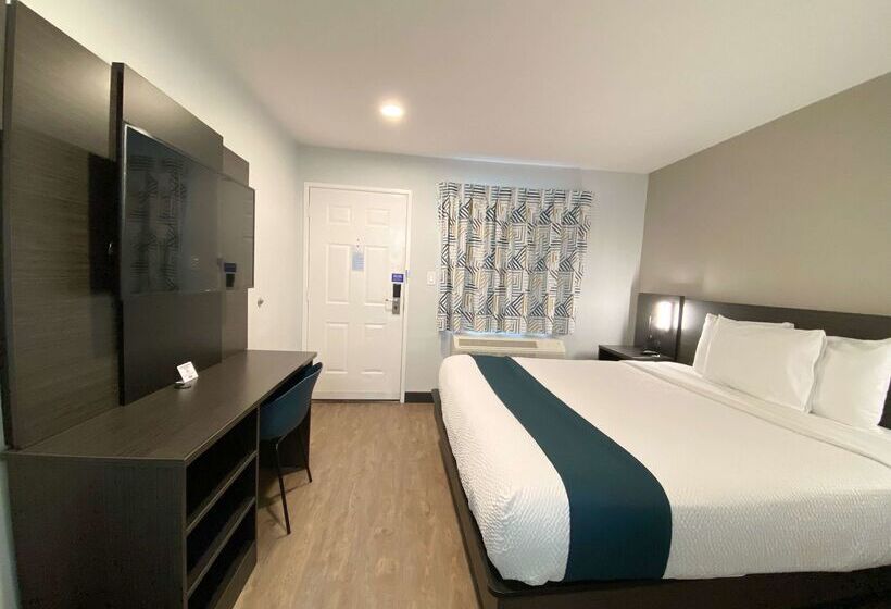 Motel 6bellflower, Ca  Los Angeles