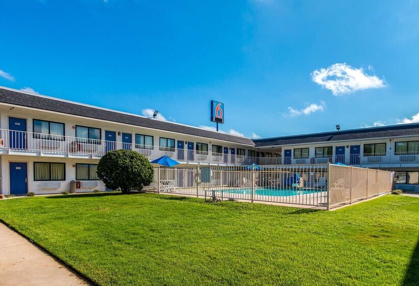 Motel 6bellmead, Tx  Waco