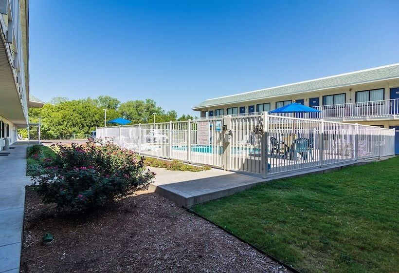 Motel 6bellmead, Tx  Waco