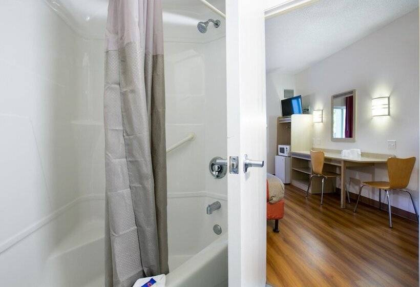 Motel 6brooklyn Center, Mn  Minneapolis