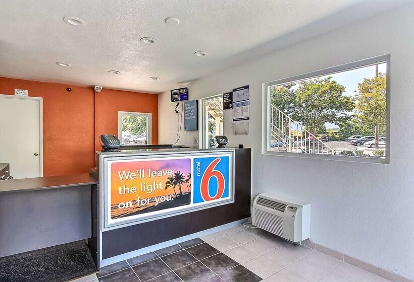 Motel 6campbell, Ca  San Jose