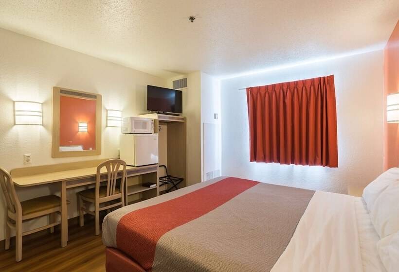 Motel 6dale, In