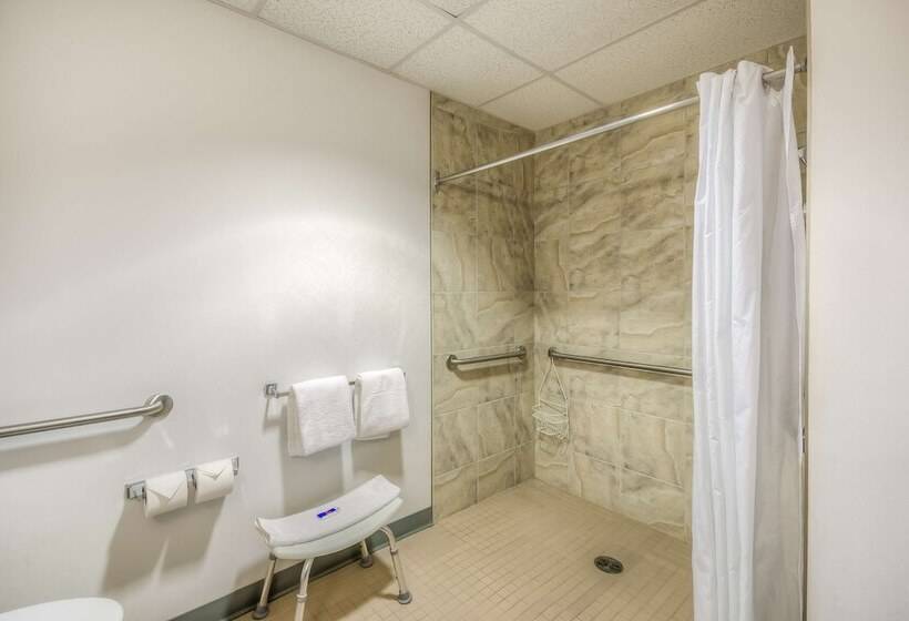 Motel 6estevan, Sk