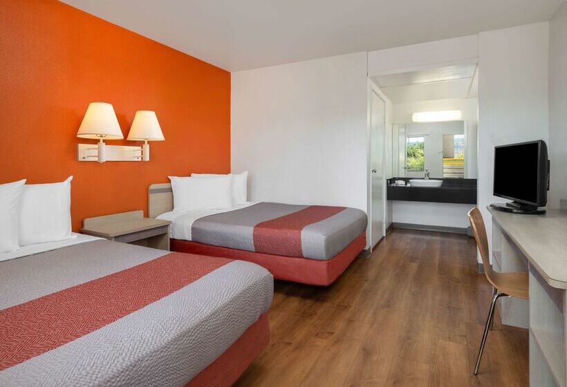 Motel 6oceanside, Ca